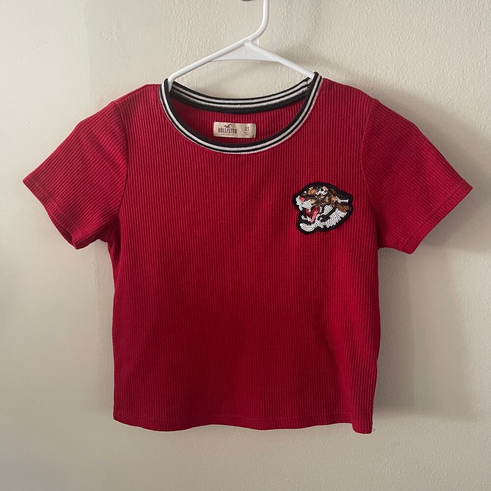 Y2K Hollister Womens XS Thermal Baby Tee Red Sequined Tiger Patch Streetwear